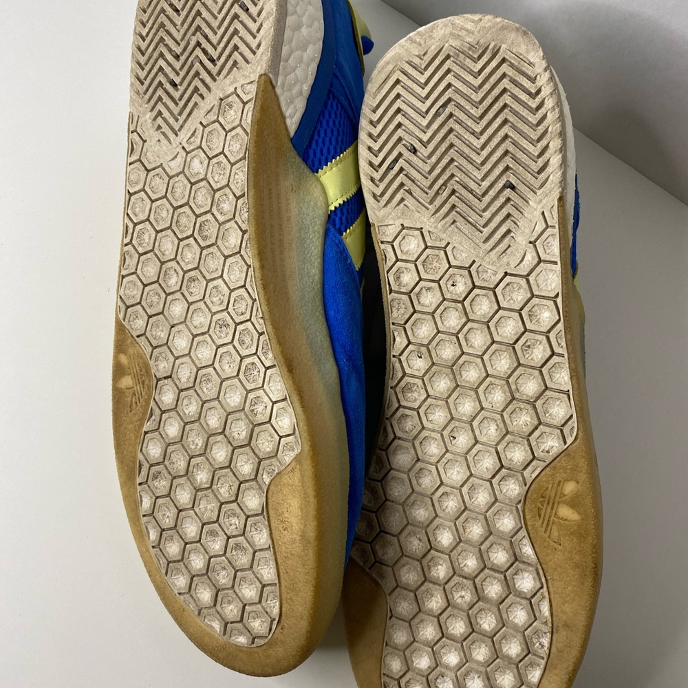 adidas Men's Blue and Yellow Sneakers - Picture 2 of 4